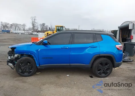 2019 Jeep Compass Altitude 4X4 from USA, damaged, VIN 3C4NJDBB8KT682995